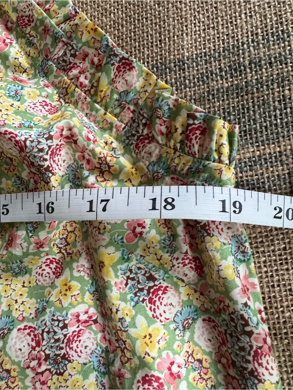Doen Floral Chrysanthemum Dee Sundress in Pastel Mix - Picture 13 of 16